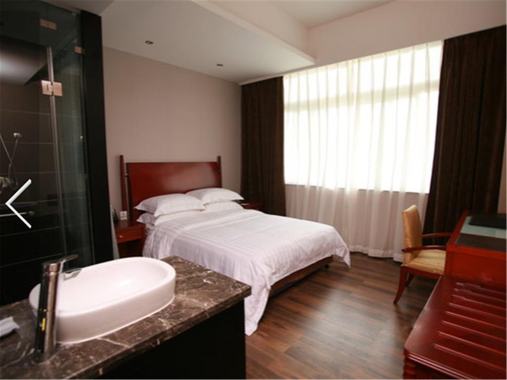 Starway Hotel Beijing Shaoyaoju Pequim Exterior foto